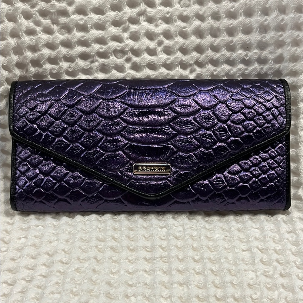 💜Brahmin Metallic Purple Embossed Envelope Wallet💜